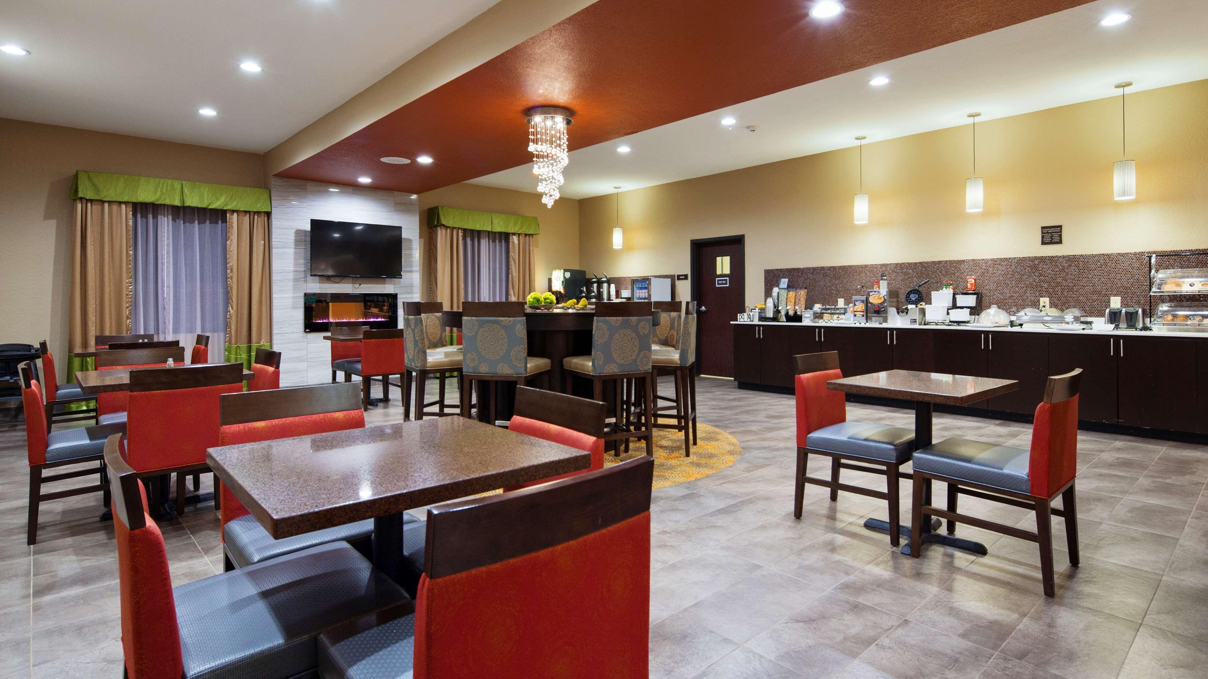 Best Western Plus Fairview Inn & Suites Εξωτερικό φωτογραφία